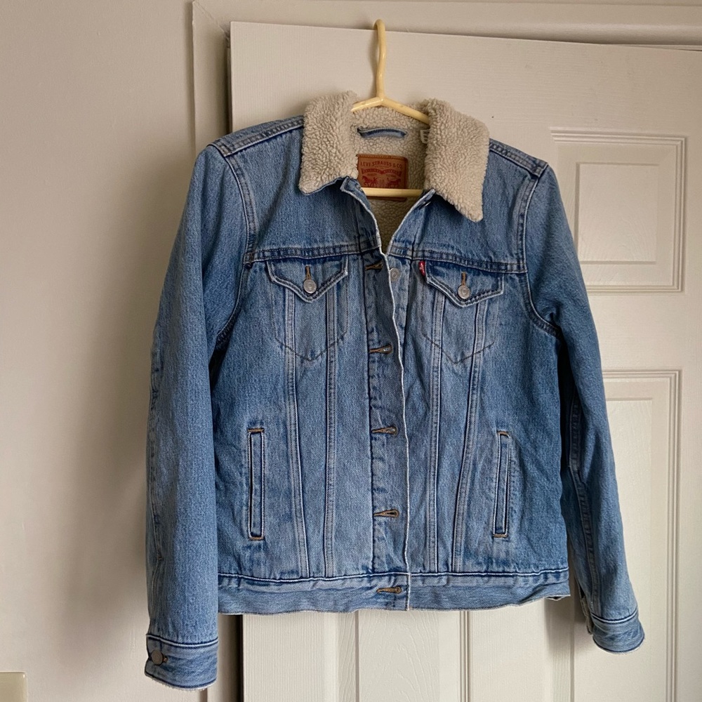 Levi’s Sherpa trucker jacket